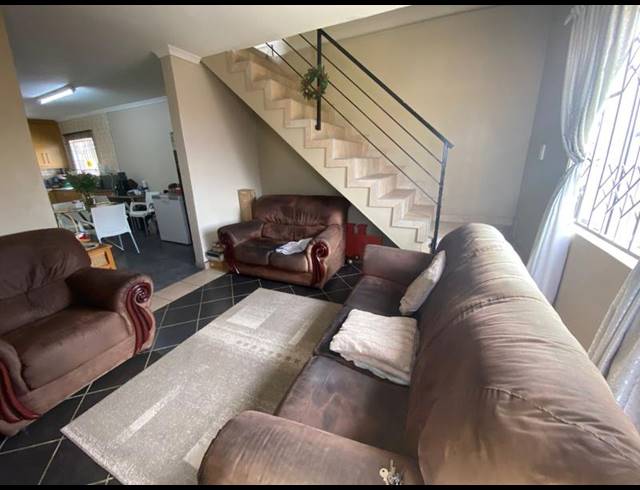 6 BEDROOM HOUSE FOR SALE IN CANESIDE